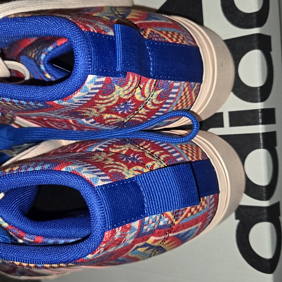 New Adidas Bravado 2.0 Mid Platform size 9 - Picture 3 of 8